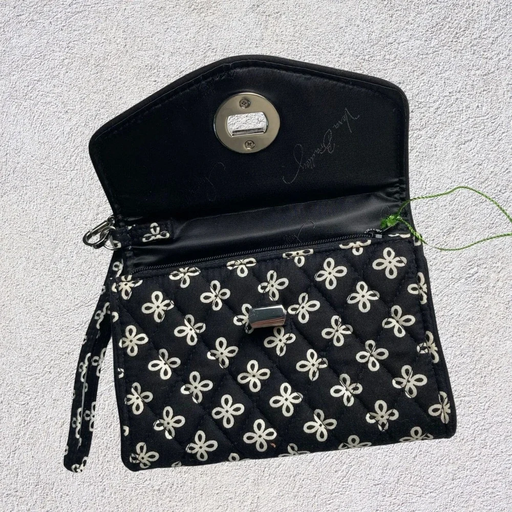 Vera Bradley Mini Concerto Turnlock Wallet Organizer Black Wristlet New